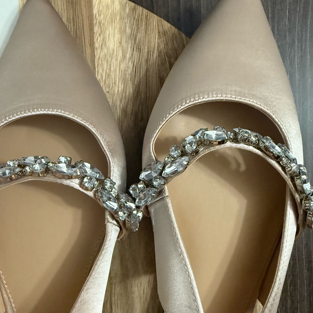 Jewel Badgley Mischka Bambi Pointed Toe Sling Back - Size 8.5 - NWOB - Picture 7 of 8